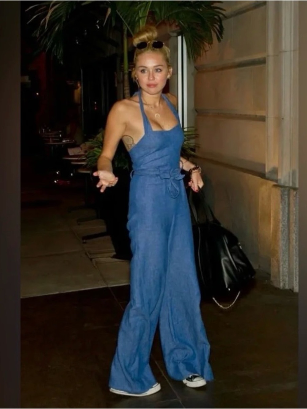 Anthropologie Elevenses Sharlene Denim Halter Jumpsuit Wide Leg Flare Size 6 - Picture 2 of 13